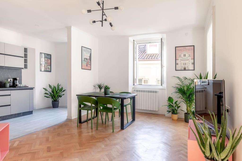 Stylish Apartment - Casa Leone - Center 的里雅斯特 外观 照片